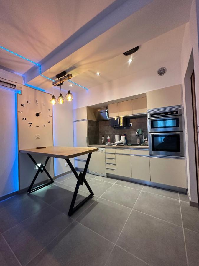 Appartement Magnifique T2 Meyzieu Neuf Charme Et Elegance Extérieur photo